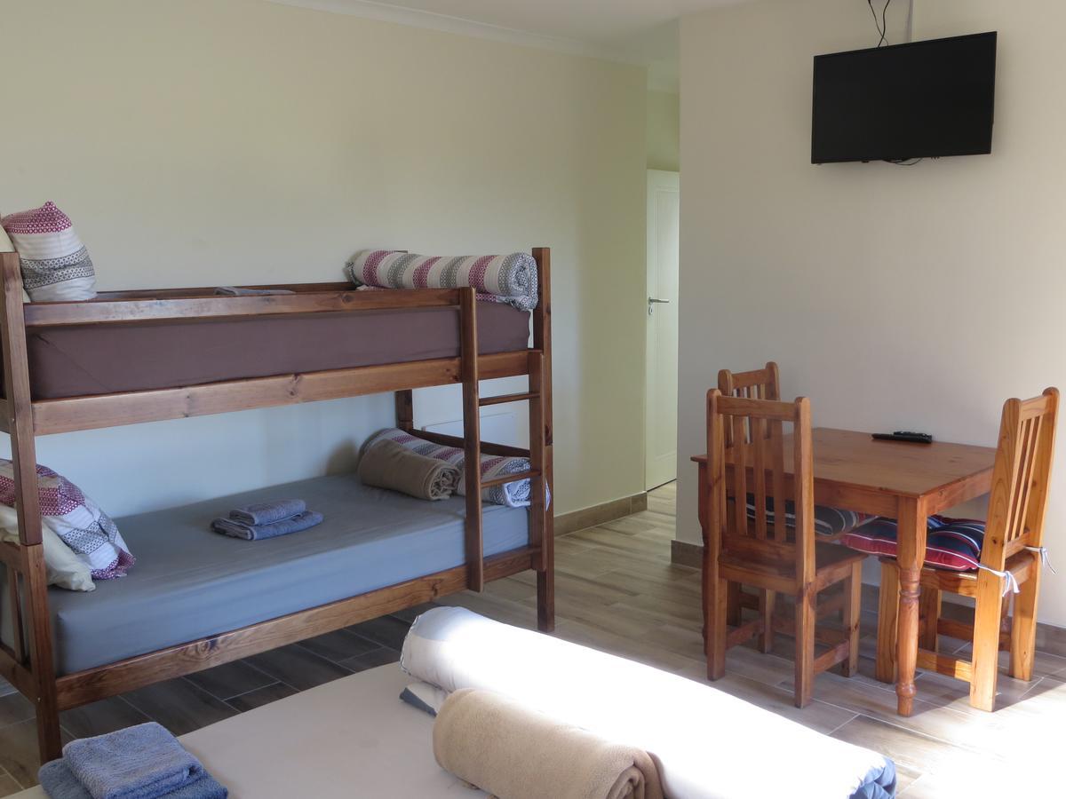 Cape Oasis Guesthouse Bloubergstrand Extérieur photo